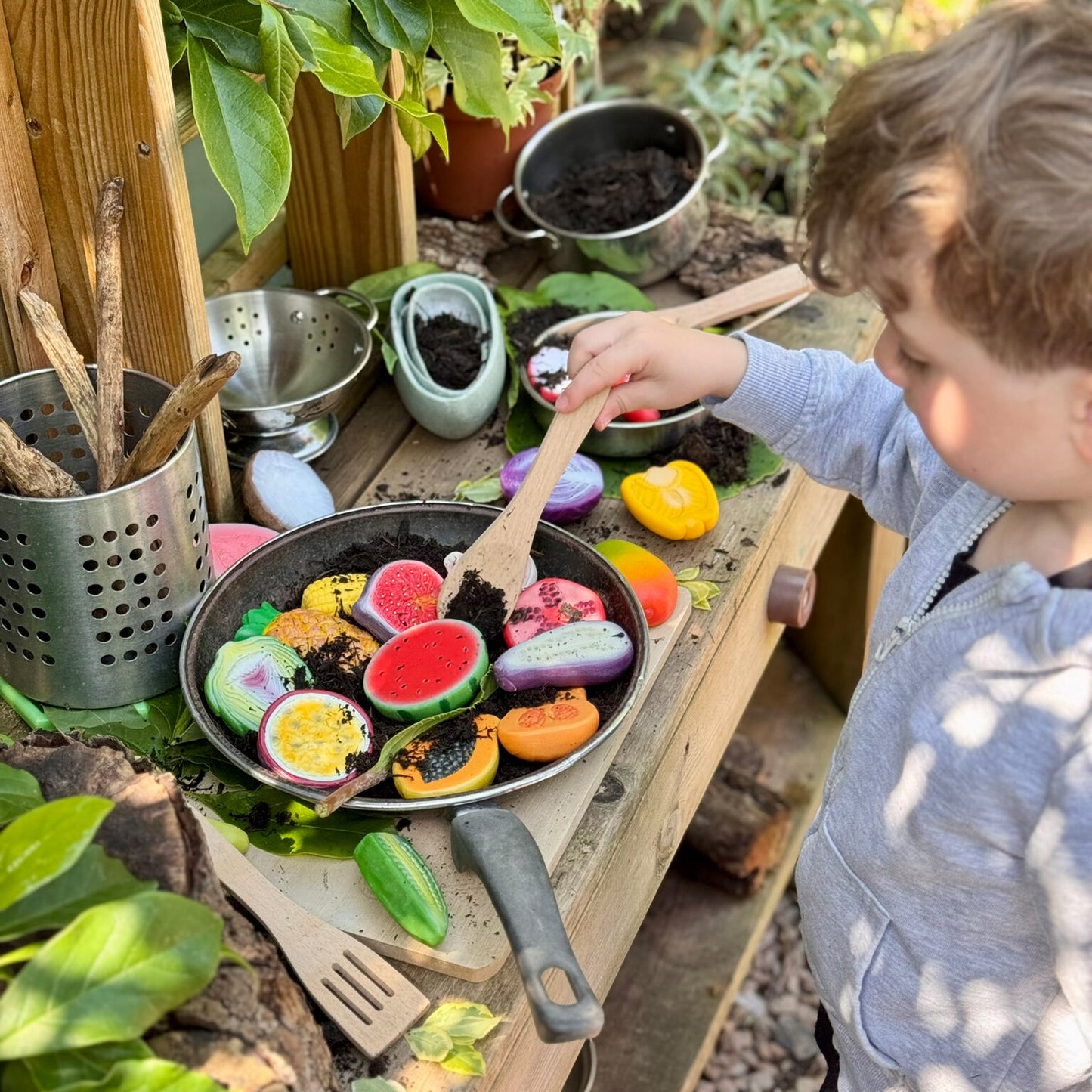 World Kitchen Sensory Play Stones - 20 Pcs