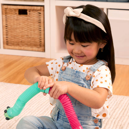 Battat - Li'l Barn Buddies Sensory Tube Set