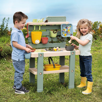 Mud Kitchen