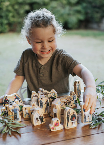Everyday Heroes - Set Of 18