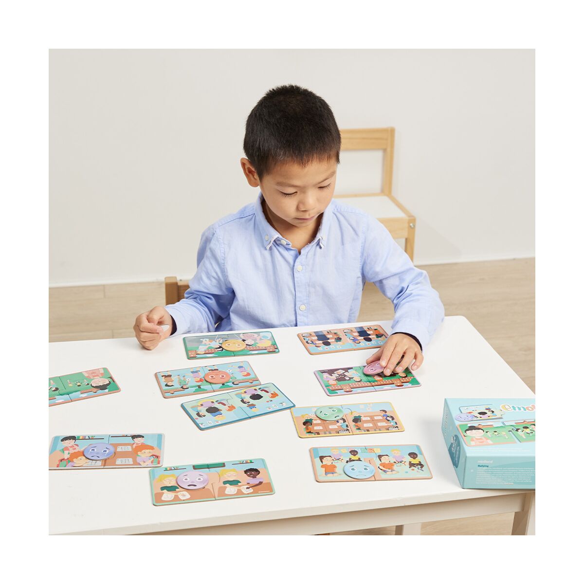 Board game against bullying "Emotiduos"