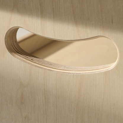 Seoras 1-Level Open Back Staggered Shelf (Solid Kickplate)